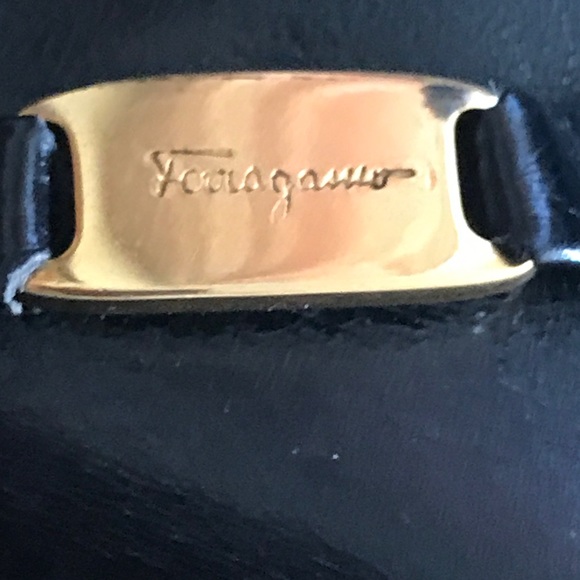 Salvatore Ferragamo Saks5thAve Women’s boots siz.8 - Picture 2 of 8